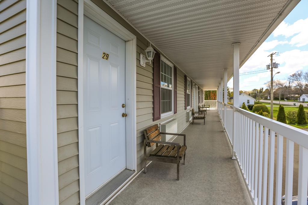 Airport Inn Fredericton Ngoại thất bức ảnh