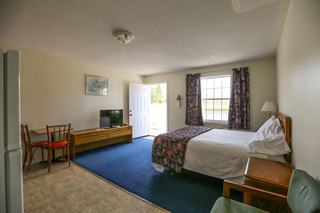Airport Inn Fredericton Ngoại thất bức ảnh
